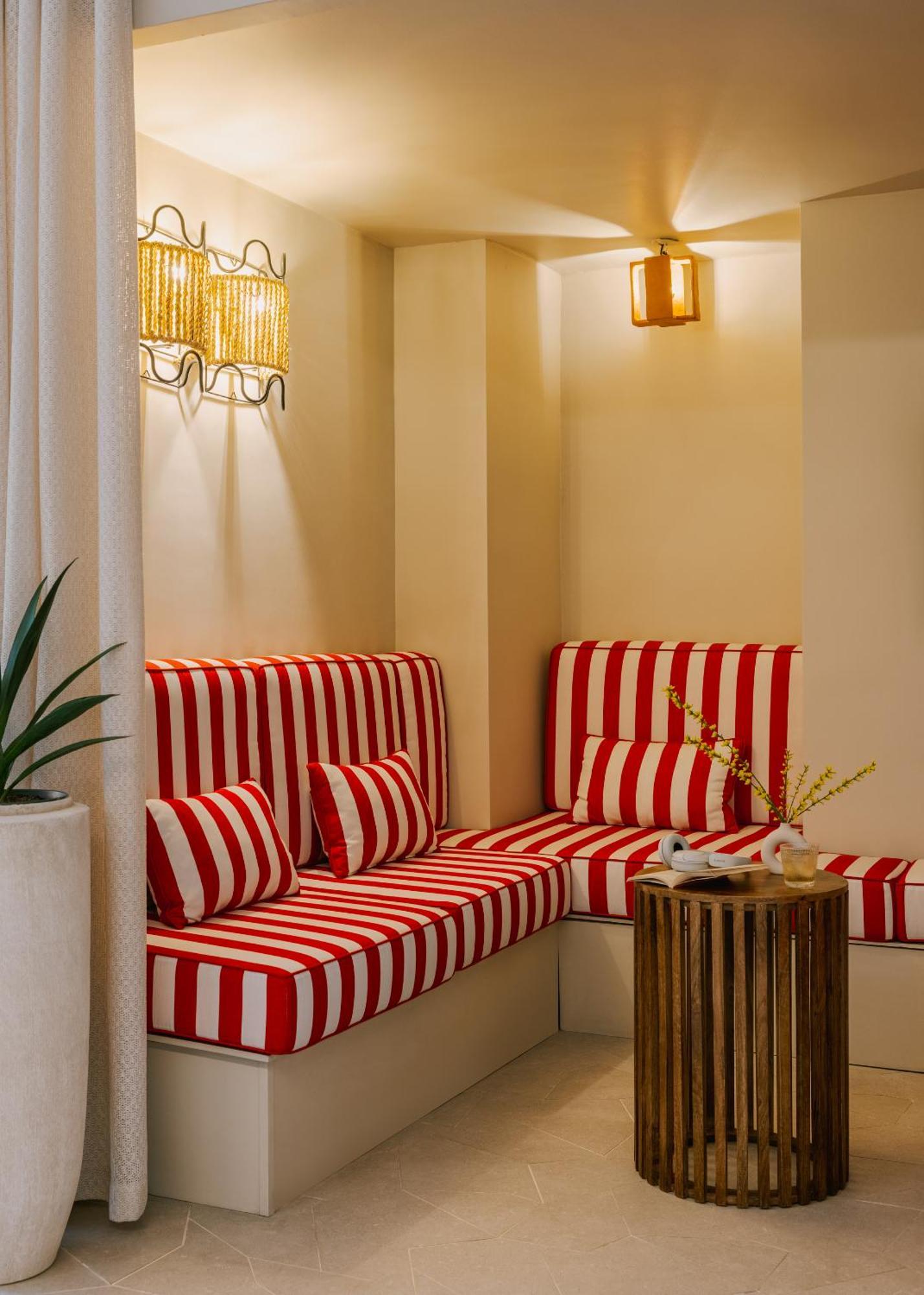 Hotel Yelo Lumiere Powered By Sonder Cannes Zewnętrze zdjęcie