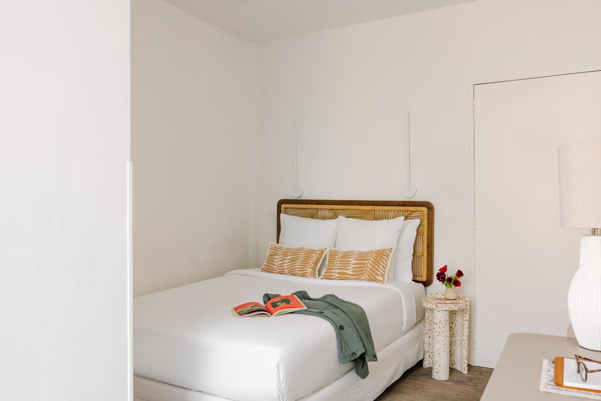 Hotel Yelo Lumiere Powered By Sonder Cannes Zewnętrze zdjęcie