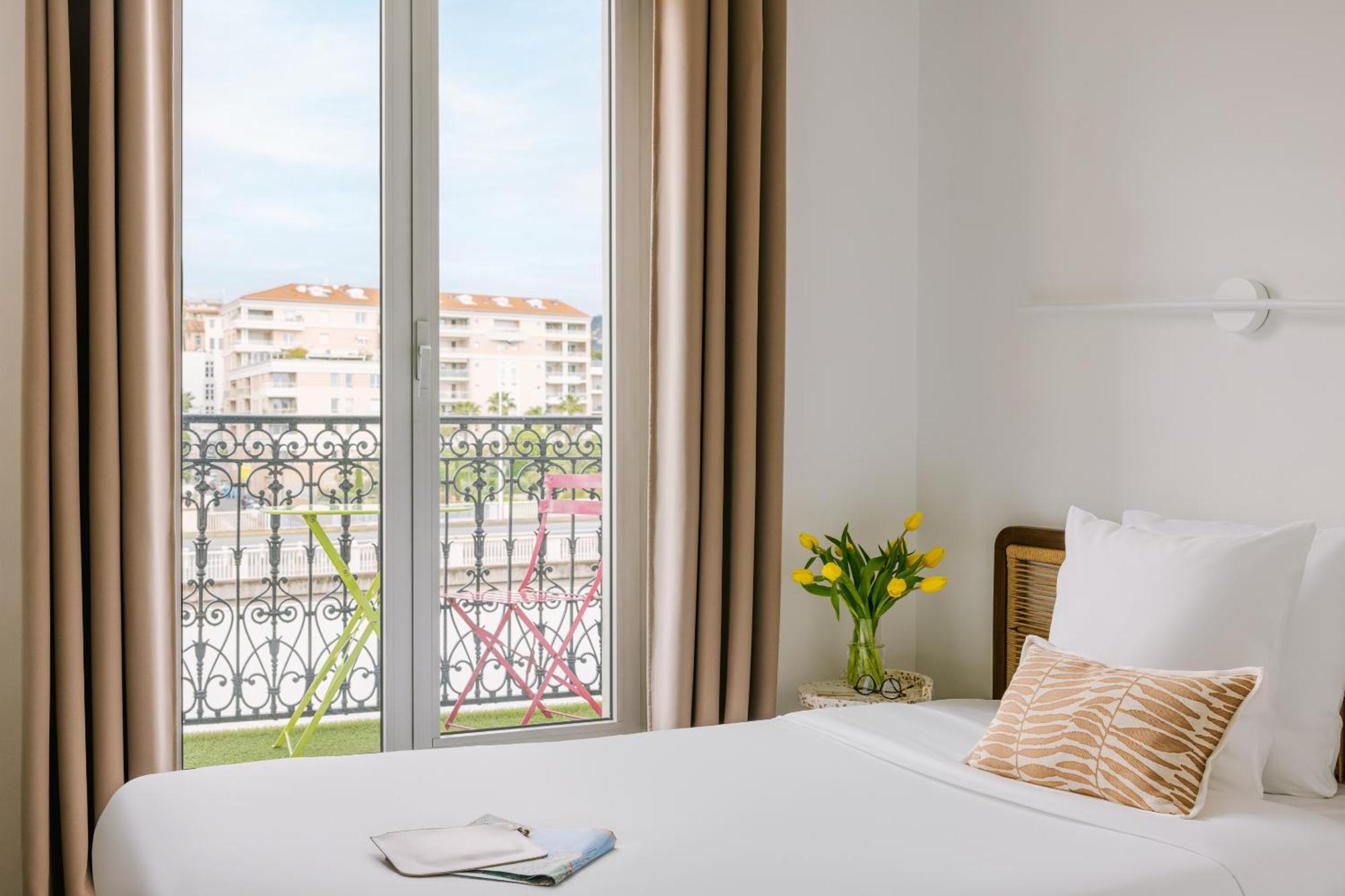 Hotel Yelo Lumiere Powered By Sonder Cannes Zewnętrze zdjęcie